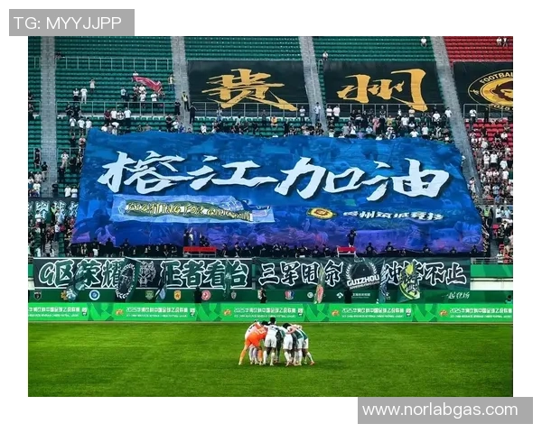 孙国文祝贺大连队胜利并感谢球迷热情支持到场助威 孙国文祝贺大连队胜利并感谢球迷热情支持到场助威